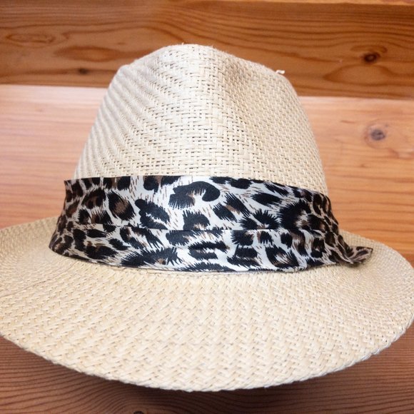 Cute and Stylish Fedora - Picture 2 of 5